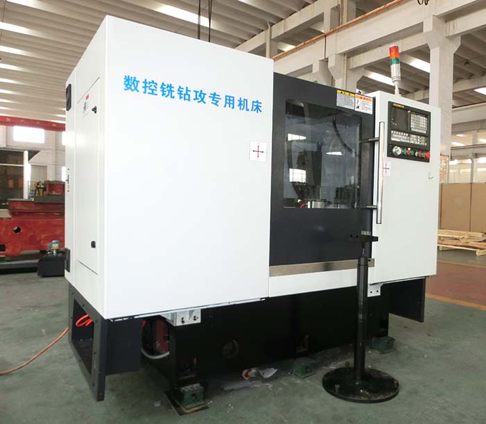 ZY-50數控銑鑽攻專(zhuan)用機床實物圖(tu)