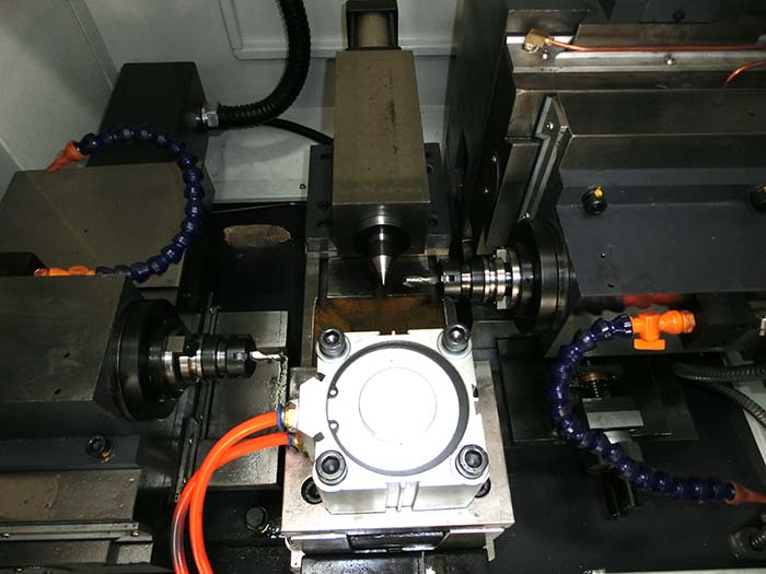 ZY-50數控銑鑽攻專(zhuān)用機床内部圖(tu)