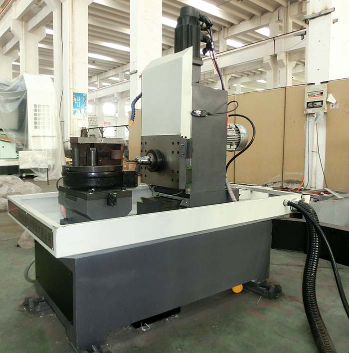 馬(ma)蹄鐵專用機(jī)床側面圖