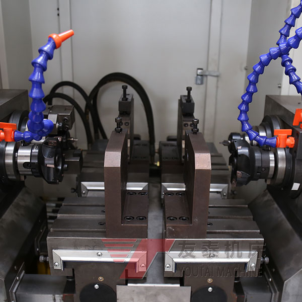 ZK8206銑(xǐ)端面打(dǎ)中心孔(kong)機床